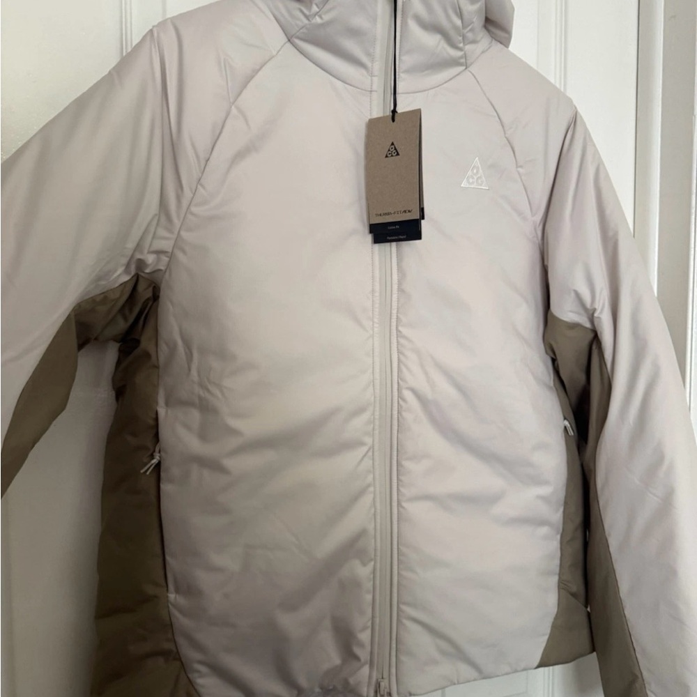 Nike ACG White and Beige/Brown Puffer Jacket